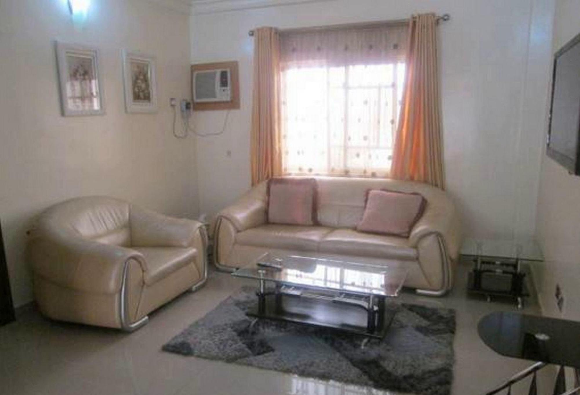 Room In Lodge - Ayalla Hotels And Suites Abuja Exterior photo