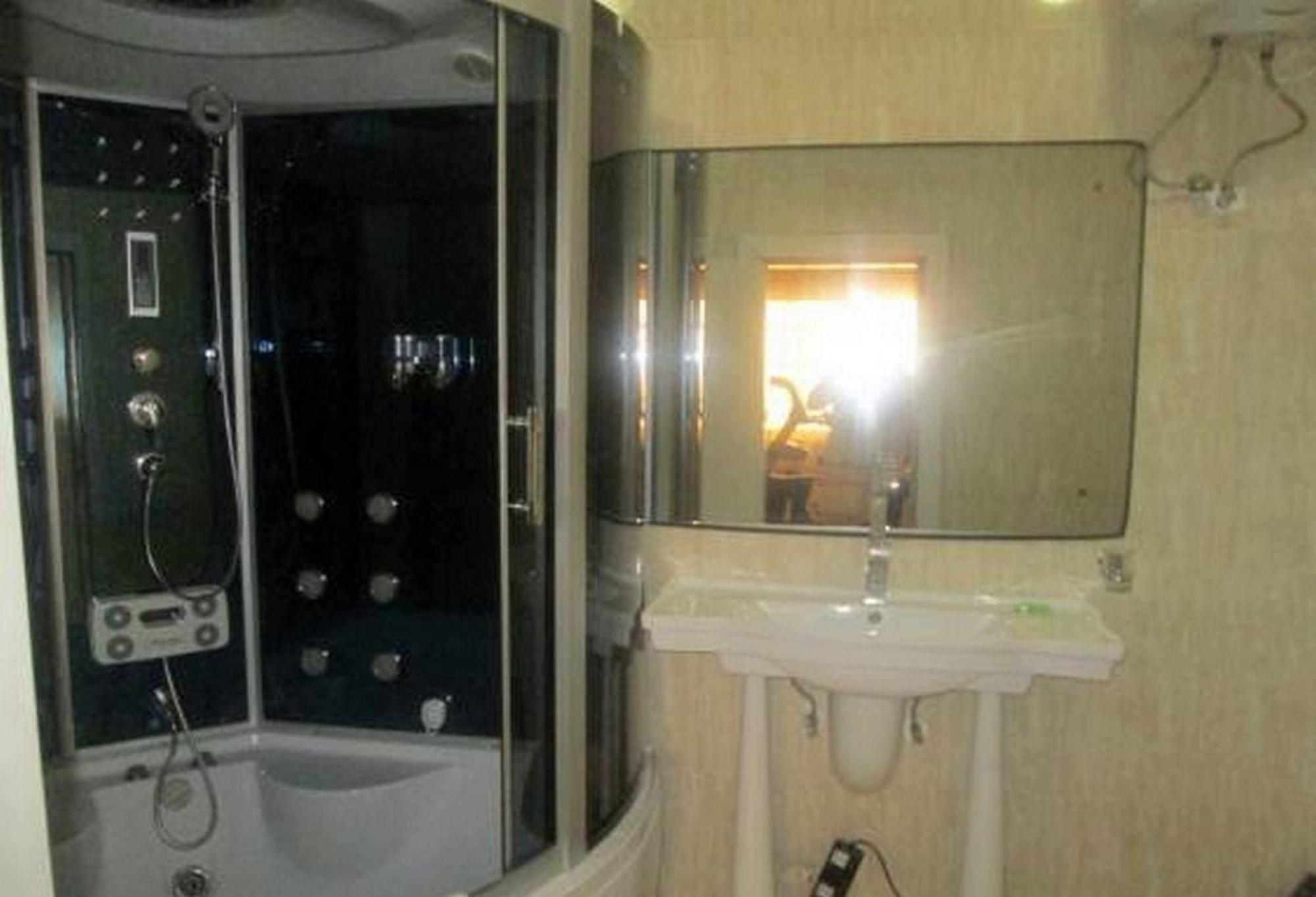 Room In Lodge - Ayalla Hotels And Suites Abuja Exterior photo