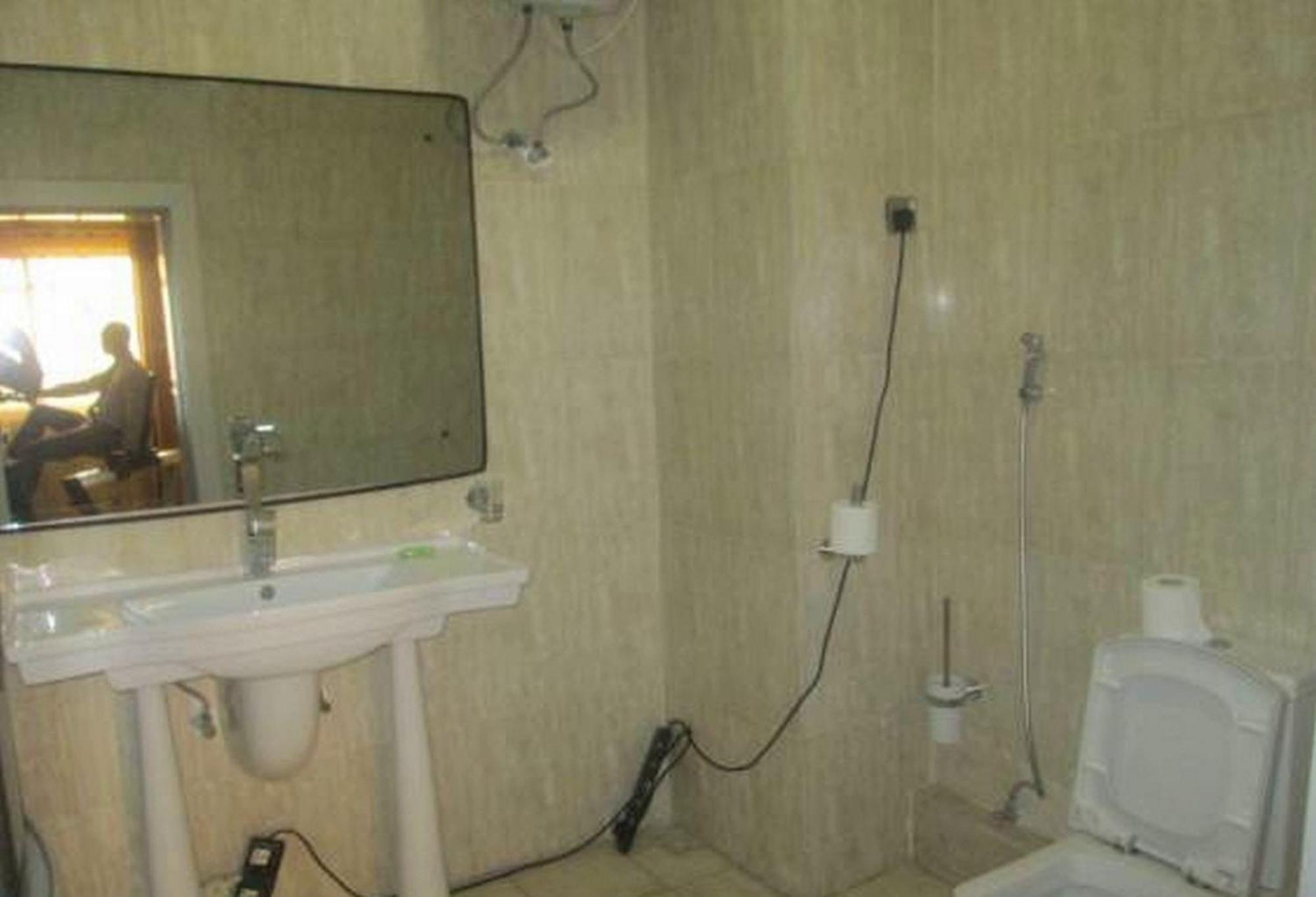 Room In Lodge - Ayalla Hotels And Suites Abuja Exterior photo